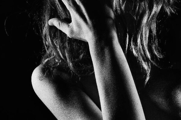 העולם המפתה של נערות ליווי: שבירת הסטיגמה והתפיסות המוטעות העולם המפתה של נערות ליווי: שבירת הסטיגמה והתפיסות המוטעות