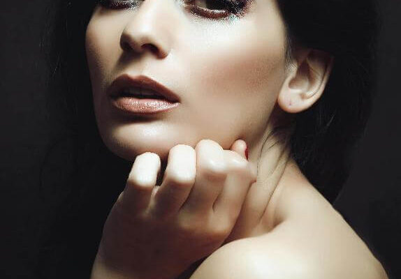 נערות ליווי: הצצה מעמיקה לעולם החברות המקצועית נערות ליווי: הצצה מעמיקה לעולם החברות המקצועית