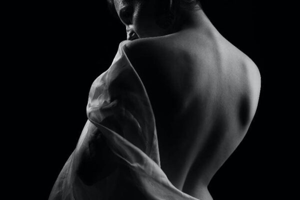 נערות ליווי: לחקור את עולם השירותים המיניים המקצועיים נערות ליווי: לחקור את עולם השירותים המיניים המקצועיים